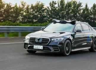 Mercedes-Benz Tests Level 4 Autonomous Cars in Peking news-11082024-012144