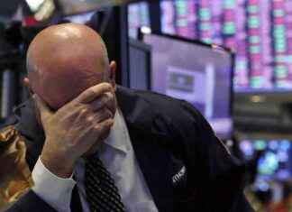 Global Stock Market Sell-off: 3 Factors to Trigger Third Wave Pressure | United News Network news-15082024-183309