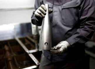 Tokyo Olympics Torch Too Difficult to Make: SOTO CEO Wants to Give Up, Employees Oppose news-30082024-013715