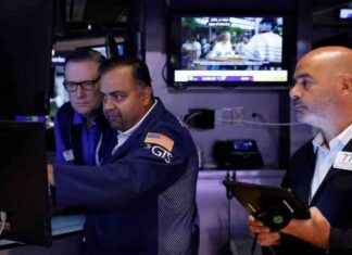 US Stock Market Ends in Red, Dow Jones Industrial Average Hits Record High – Liberty Finance news-31082024-014014