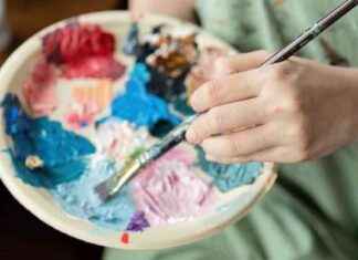 Art Therapy: Promoting Spontaneous Creativity in Life Narrative Picture Books news-04092024-015450