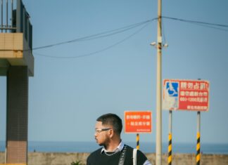 Crocs Taiwan: Discover The Trendy Footwear Taking Over Asia