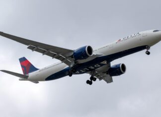 Navigating Uncertainty: Delta Flight DL275 Diverted at LAX – Tips for Smooth Flying Delta Flight DL275 diverted, DL275 LAX diversion, Delta emergency landing LAX, DL275 flight update, Delta diverted flight news, DL275 incident report, LAX airport flight diversion